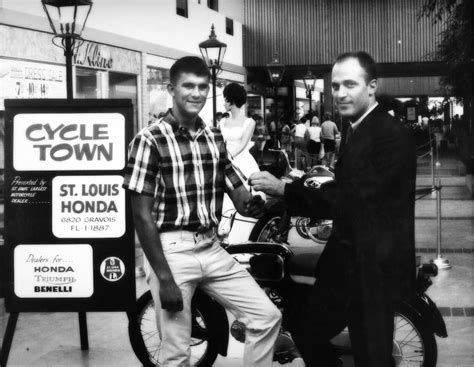 Dave Mungenast St. Louis Honda .